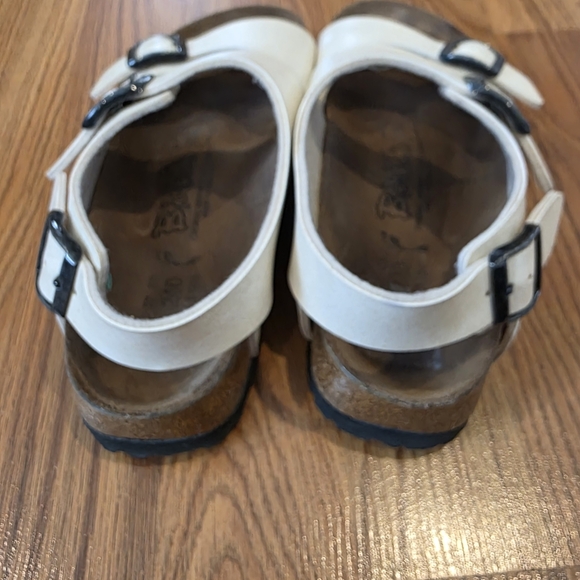 Birkenstock Champagne Le Mans Double Strap Buckle Sandal Women's EU 37, US 6-6.5 - Picture 7 of 12